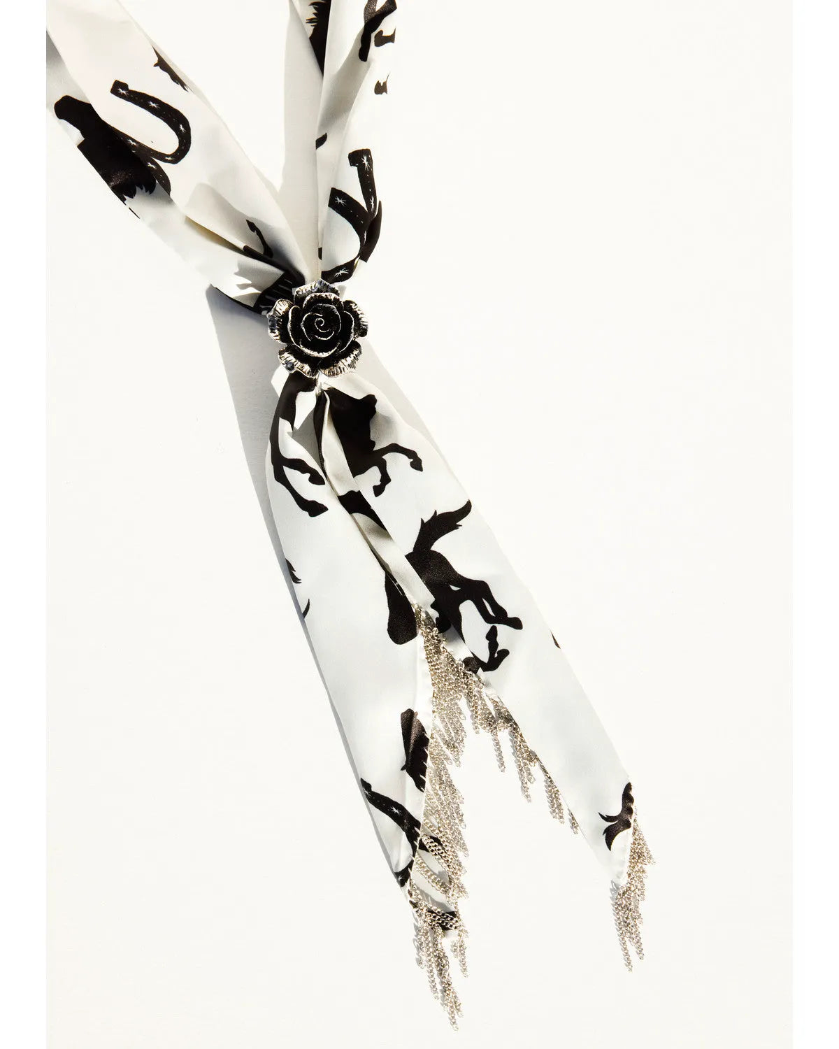 Black/white